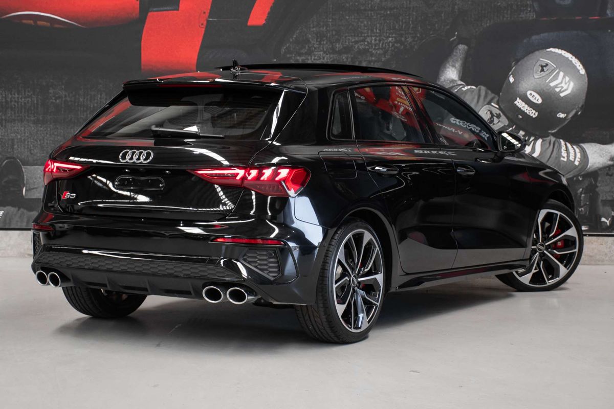 
								2022 Audi S3 full									