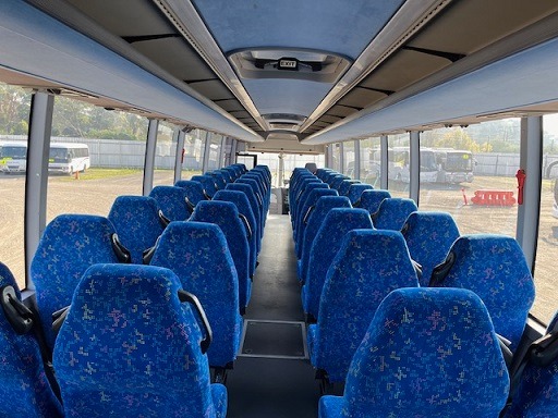 
								2013 MAN 18-292 automatic 57 passenger lap sash seat belted air conditioned school charter bus full									
