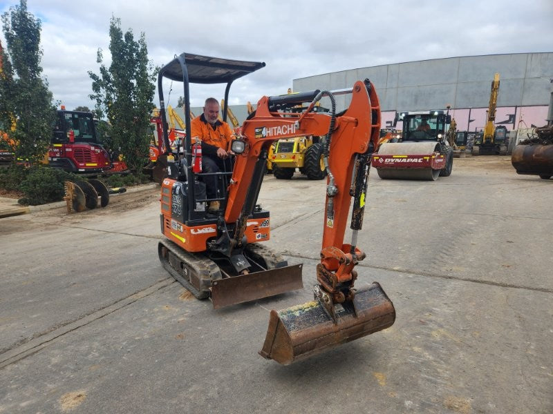 
								2023 Hitachi ZX17U-5 1.8T Excavator full									