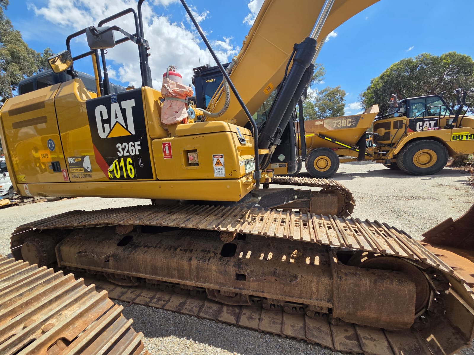 
								2018 Caterpillar 326FL 26T Excavator full									