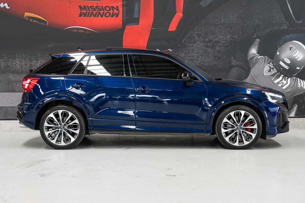 
								2022 Audi SQ2 full									