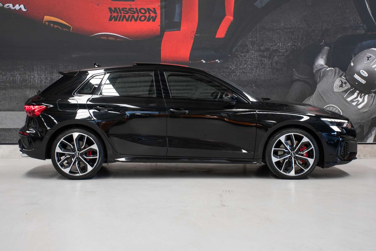 
								2022 Audi S3 full									