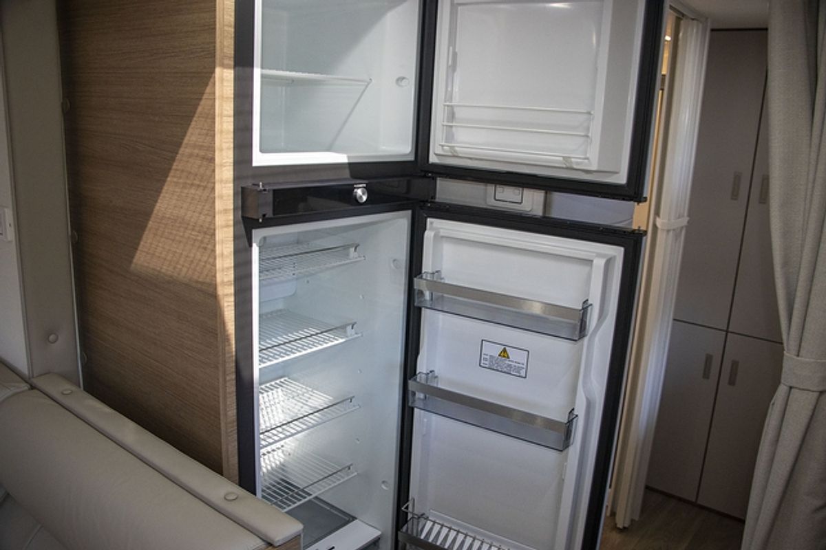 
								2026 Jayco Silverline Caravan 25.78-6.OB.SL-MY26 full									