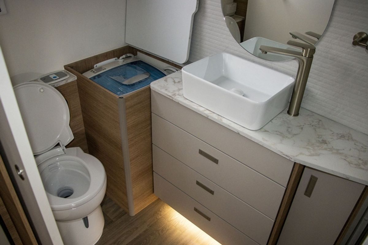 
								2026 Jayco Silverline Caravan 22.68-5.SL-MY26 full									