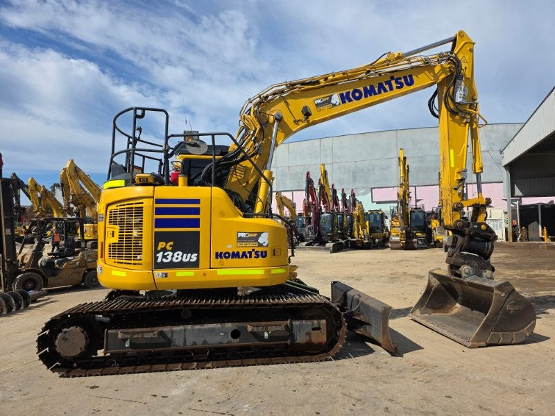 
								2021 Komatsu PC138US-11 15T Excavator full									