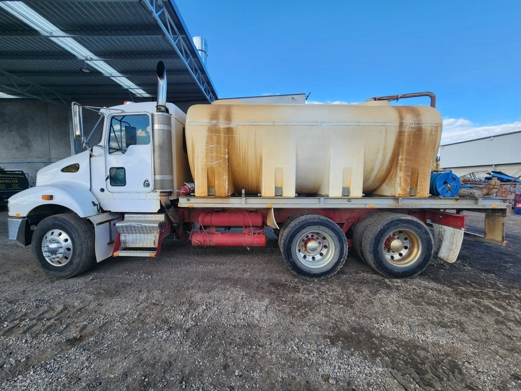 
								2008 Kenworth T358 6×4 Water Truck full									