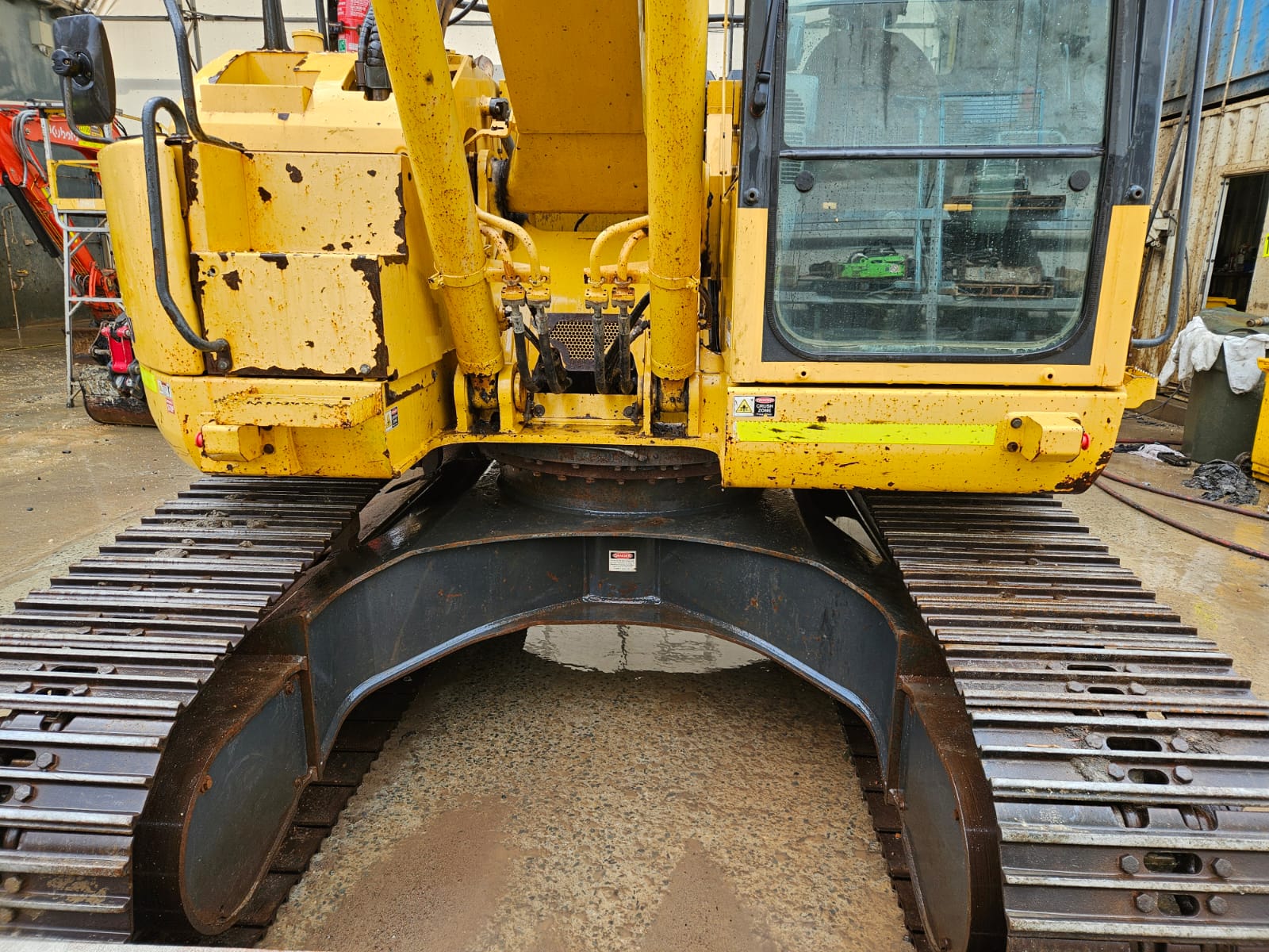 
								2018 Komatsu PC228US-8 24T Excavator full									
