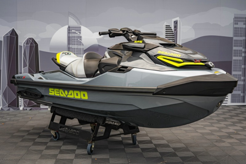 
								2026 SEA-DOO RXT-X 325 TECH 2.0 S/N 9000239 full									